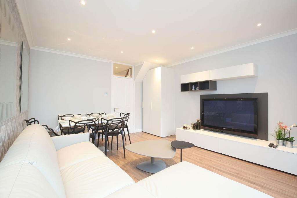 Sach'S 2 Bedrooms Apartment - No Lift ロンドン エクステリア 写真